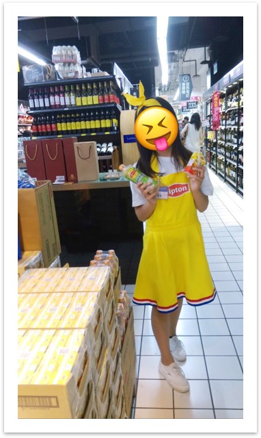 短期賣場銷售人員心得 - 19歲的她靠這項技能客人全買單 2 賣場銷售人員心得